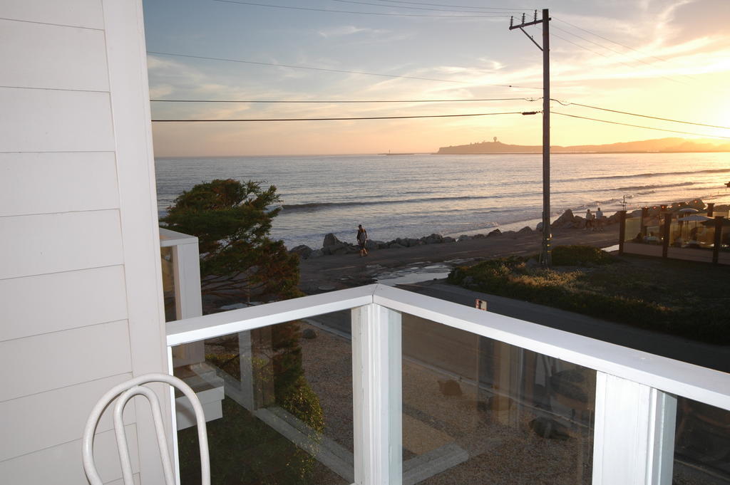 The Oceanfront Stay On Miramarbeach Hmb El Granada الغرفة الصورة