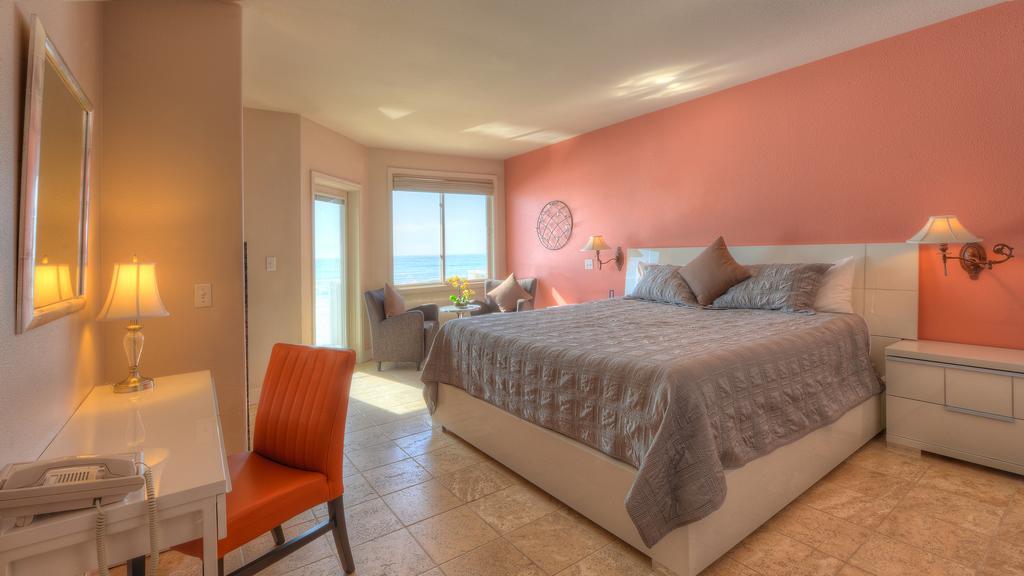 The Oceanfront Stay On Miramarbeach Hmb El Granada المظهر الخارجي الصورة